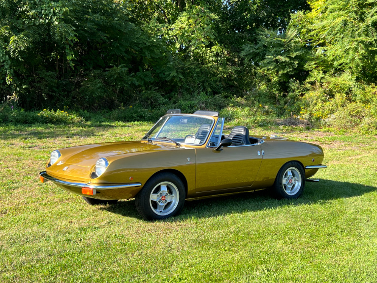 Used 1970 Fiat 850 Sport Spider for sale $24,500 at Lombardo Motorcars in Berlin CT
